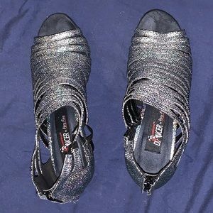 VeryFine Ballroom / Latin Shoes, Sz. 5.5, Silver/Black